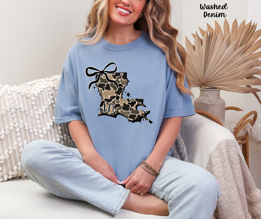 Louisiana camo bow graphic printed on a Comfort Colors T-shirt